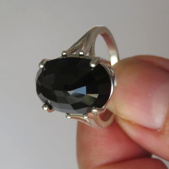 Natural Large Midnight Purple Spinel In Sterling Silver Ring, 9.94ct Size 8 - Picture 10 of 17